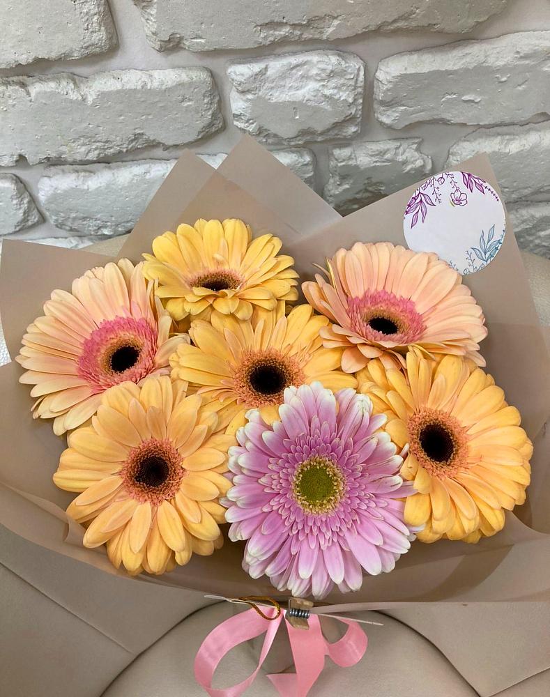 Букет Любимые краски в Александровке Подольского района Букет цветов из: Герберы в Александровке Подольского района