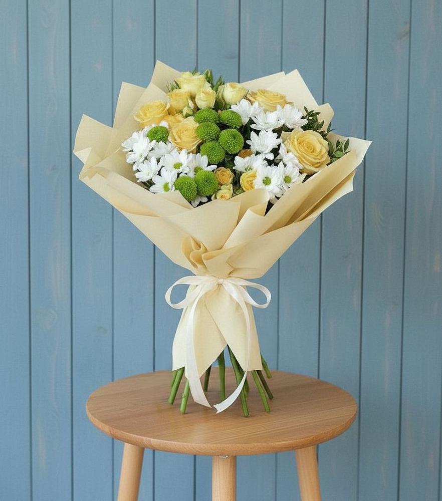 Букет цветов из: Хризантемы и Розы в Александровке Подольского района