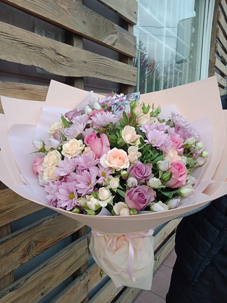 Букет цветов из: Розы и Хризантемы в Александровке Подольского района